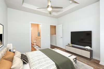 018 photo vs main bedroom 15150281