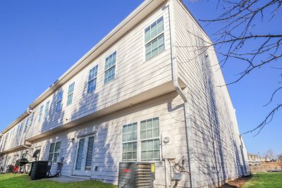 015 photo rear view 10393774