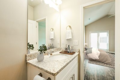 009 photo main bathroom 14612098