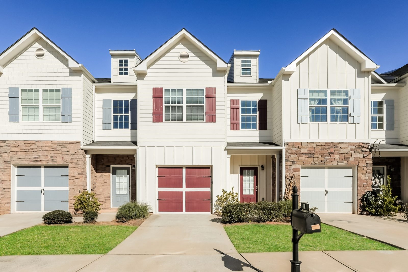 000 photo front view 13287643