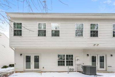 015 photo rear view 15140321