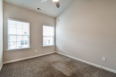012 Bedroom ET43037