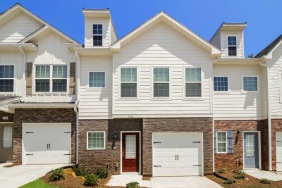 000 Front View 12977306