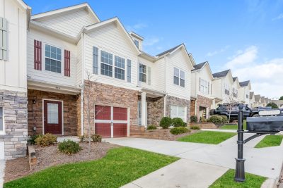 015 photo front view 14973762