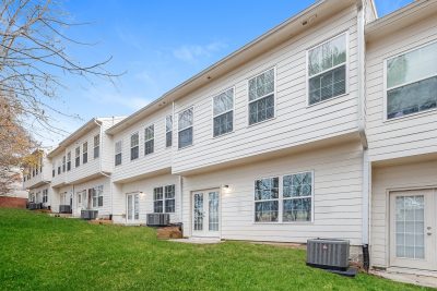 016 photo rear view 14973763