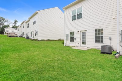 014 photo rear view 14604810