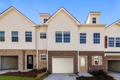 000 Front View 13255151