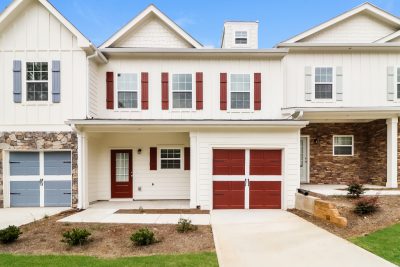 000 Front View 13924110