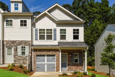 000 Front View ET43104