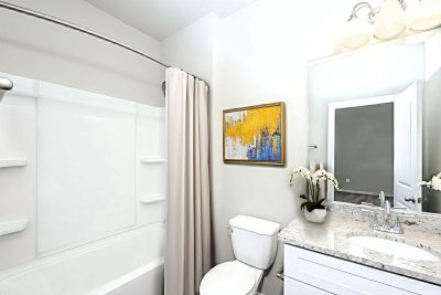 004 photo bathroom 14670225