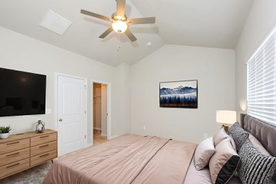 005 photo bedroom 14670222