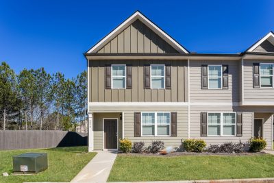 000 Front View 13531426