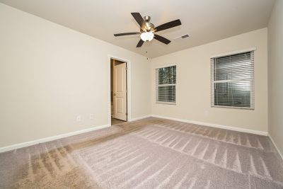 007 photo main bedroom 15145878