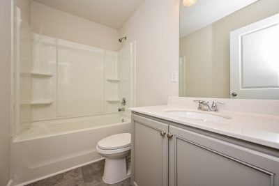 013 photo bathroom 15145877