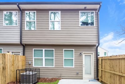 014 photo rear view 12268103