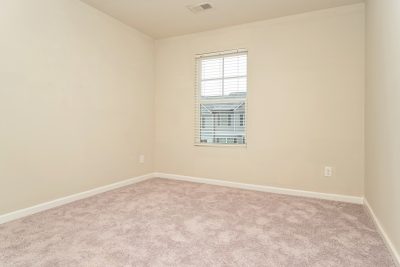 023 photo bedroom 15146020