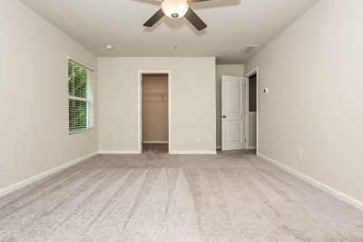 010 photo main bedroom 13192277