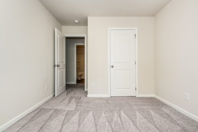 013 photo bedroom 13192275