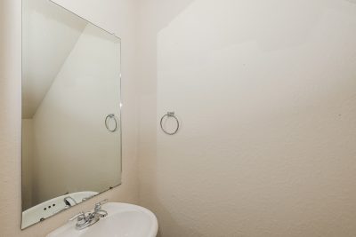 013 photo bathroom 15144478