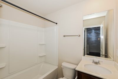 012 photo bathroom 15144472