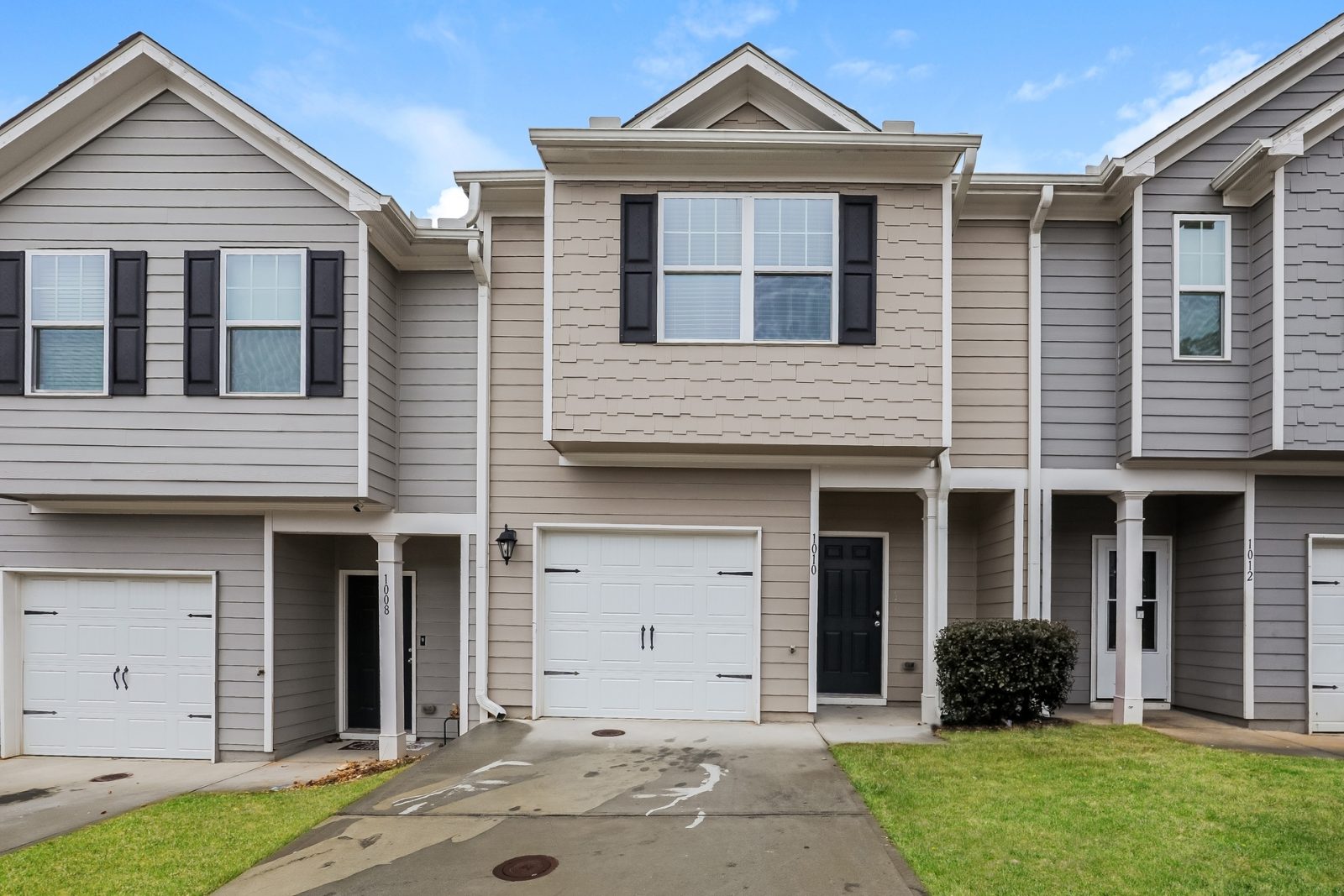 000 photo front view 15148331