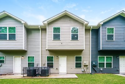 013 photo rear view 12746431
