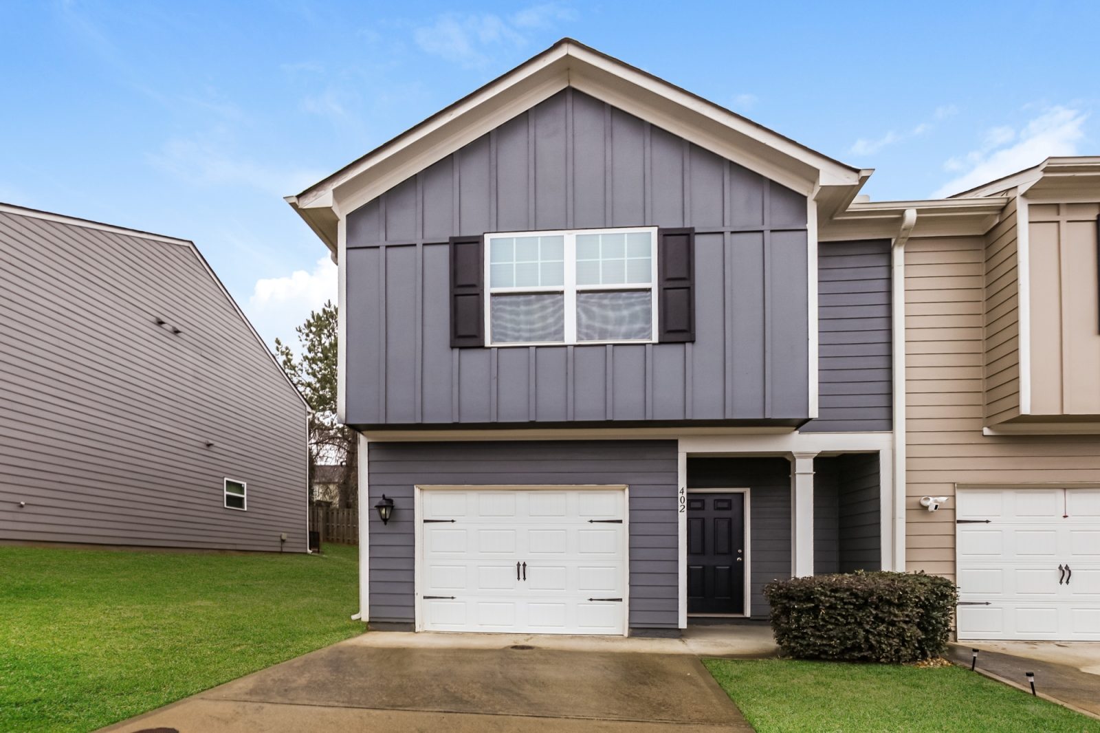 000 photo front view 15144114