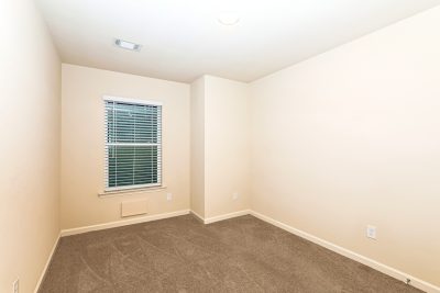 009 017 photo bedroom 15144116