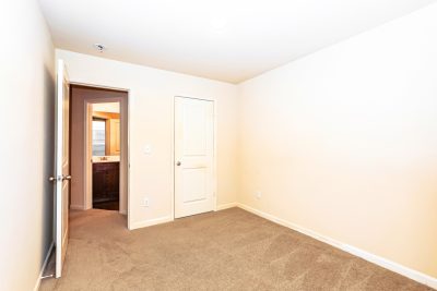 011 023 photo bedroom 15144128