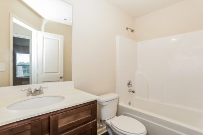 012 photo bathroom 13054223