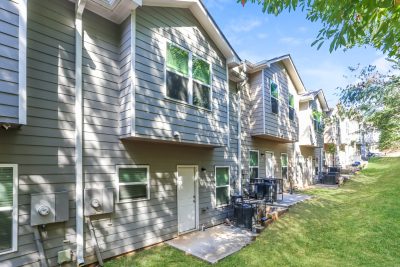 015 Rear View ET41028