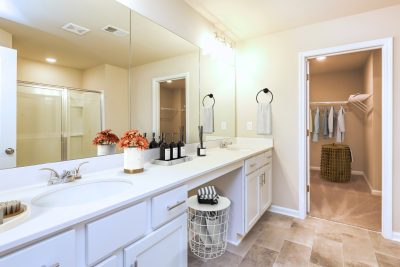 004 Herritage Pointe SQFT 2191 STAGED