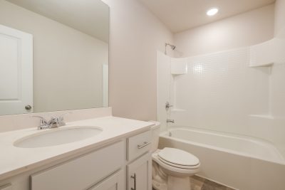 012 photo bathroom 15148556