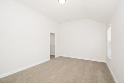 006 photo main bedroom 13139705