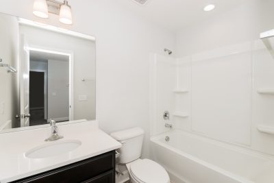 012 photo bathroom 13139703