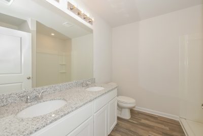 009 photo main bathroom 11283118