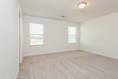 007 photo main bedroom 12913420