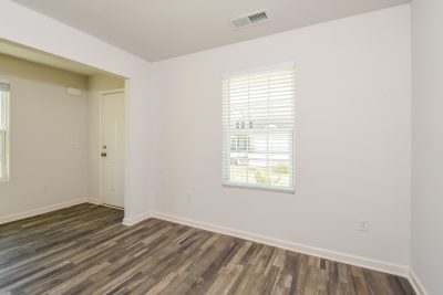 007 photo dining room 12913423