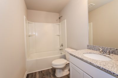 014 Bathroom ET61046