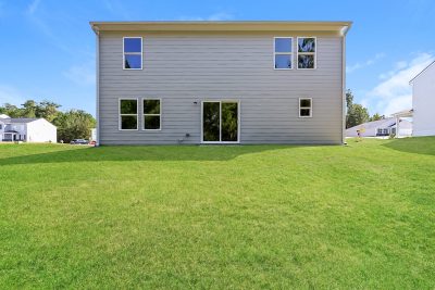 014 photo rear view 11990569