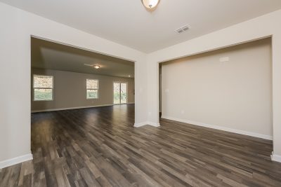 005 photo family room 10299666