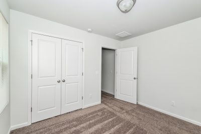 011 photo bedroom 12580139