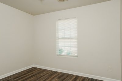 009 Bedroom ET21021