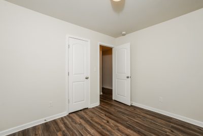 013 Bedroom ET21021