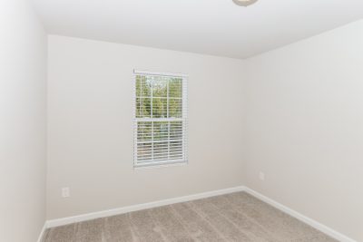 007 photo bedroom 13058250