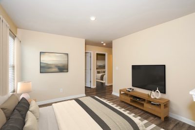 003 015 photo vs main bedroom 15157974