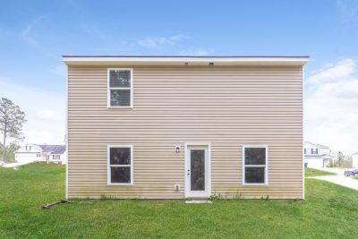 014 photo rear view 12580426