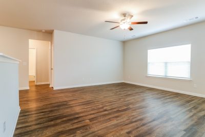 002 Living Room ET91107