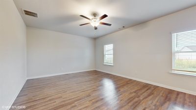 001 3211 Bridgewood Dr 2001 Large