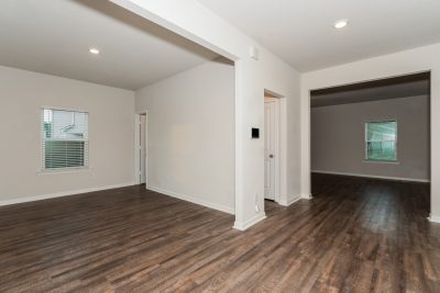 003 Living Room ET91108